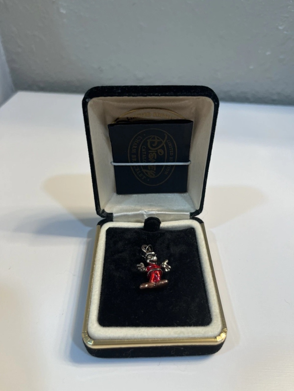 DISNEY Store Catalog 1947 MICKEY & THE BEANSTALK Enamel CHARM LE 52 Of 1500